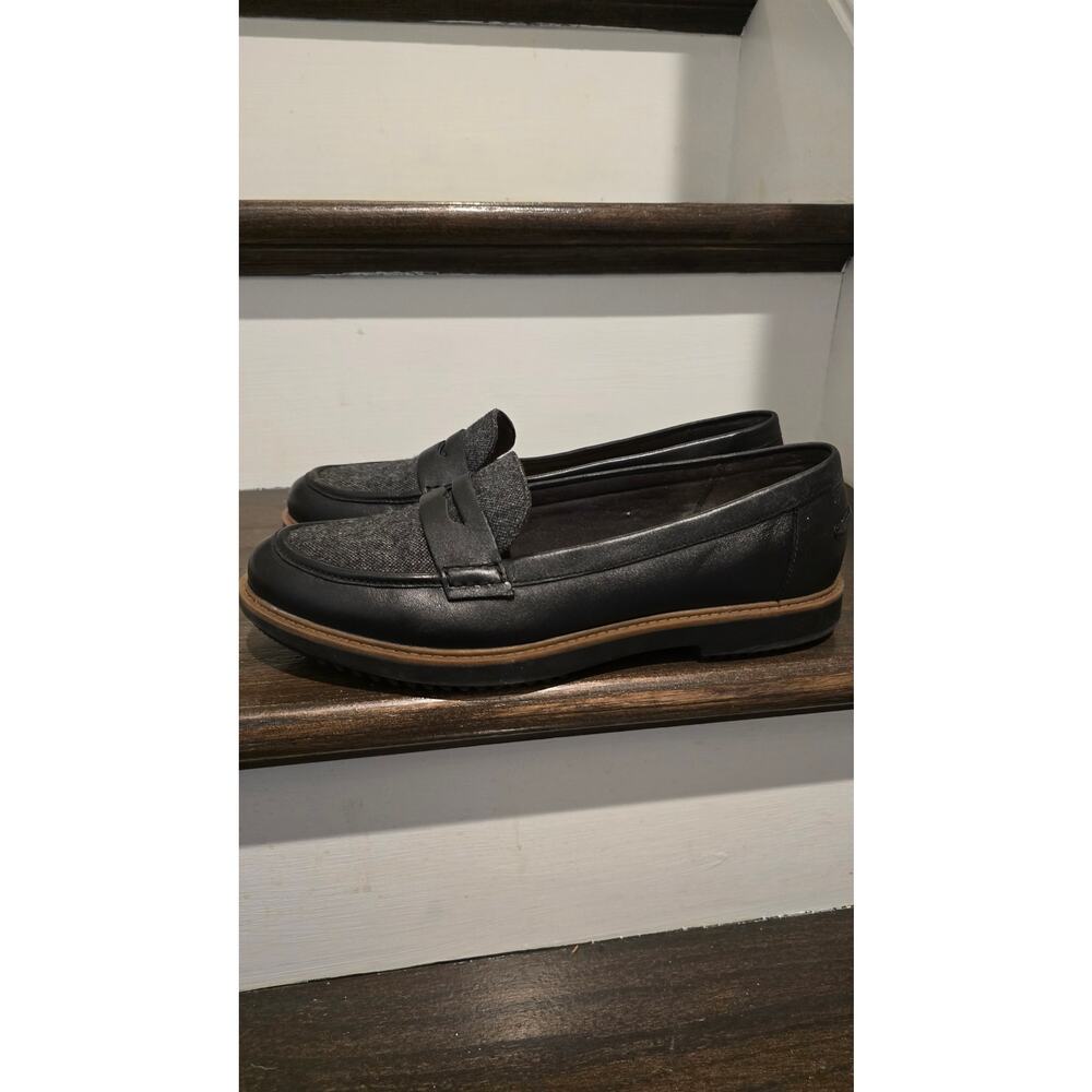 Clarks Loafers in excellent condition